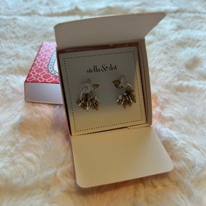 NEW IN BOX - Stella and Dot Renegade Hoops